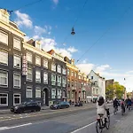 Huygens Place
