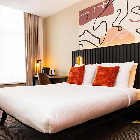 Huygens Place Hotel
