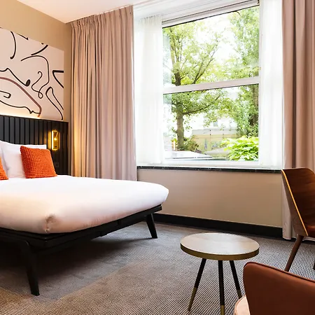 Huygens Place Hotel 4*