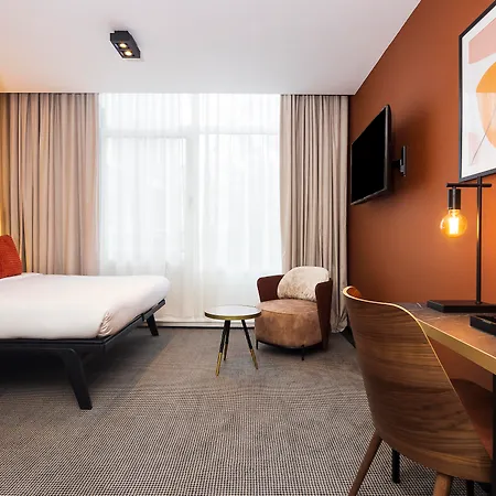 Hotel Huygens Place 4*