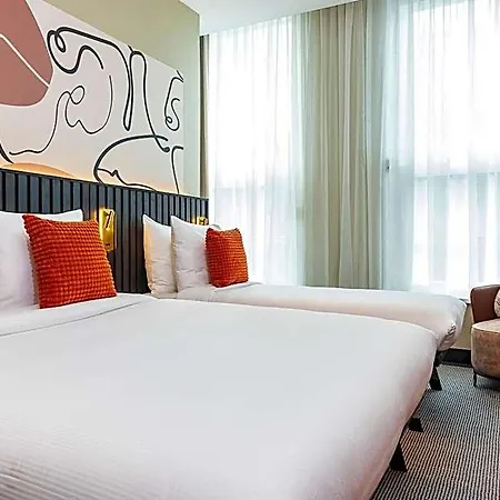 Huygens Place Hotel 4*