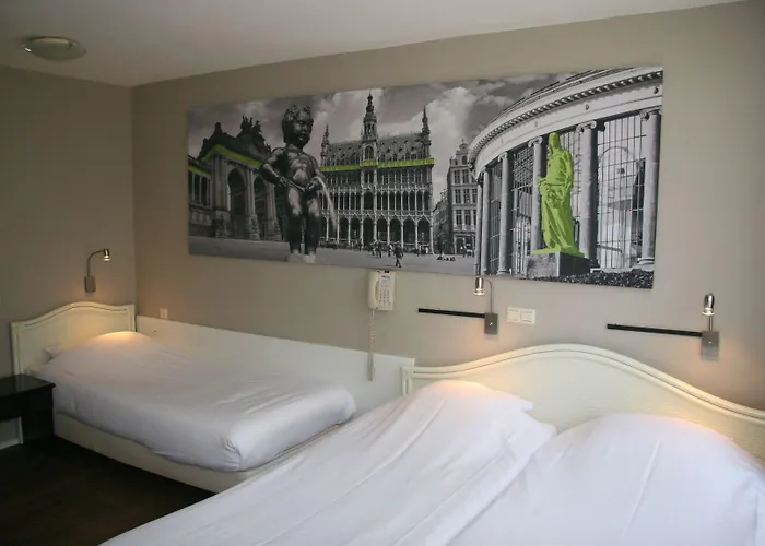 Huygens Place Szálloda 4*