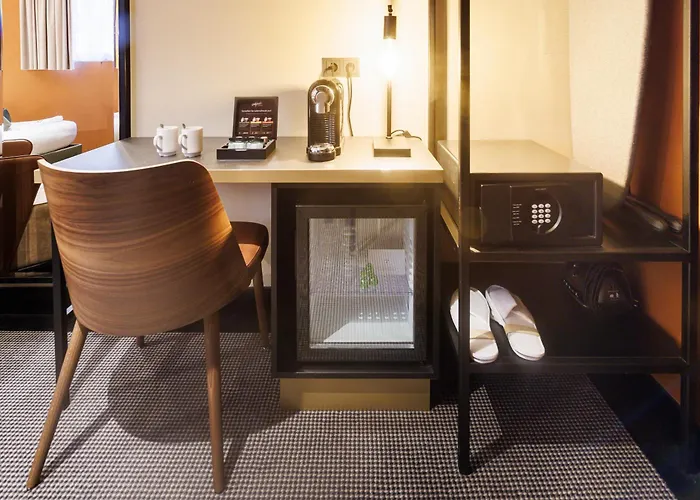 Huygens Place Szálloda