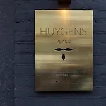 Huygens Place ホテル 4*